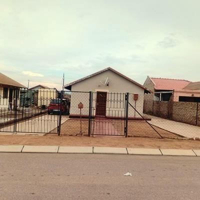 House For Sale in Soshanguve Gg, Soshanguve