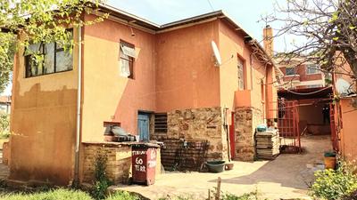House For Sale in Lorentzville, Johannesburg