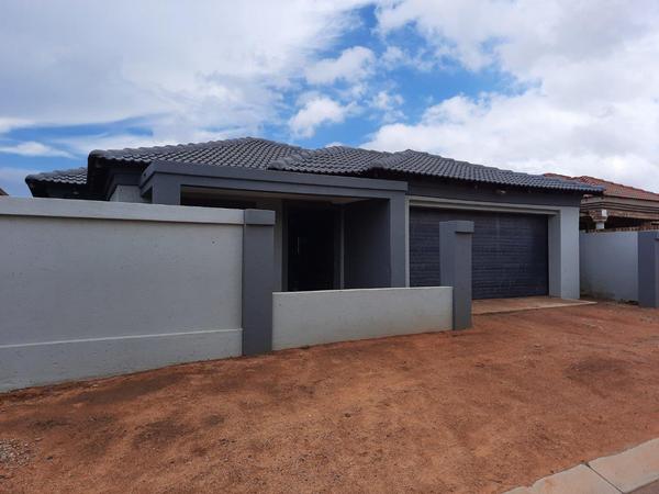 House For Rent in Soshanguve Nn, Soshanguve