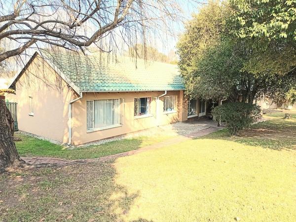 House For Sale in Lombardy East, Johannesburg