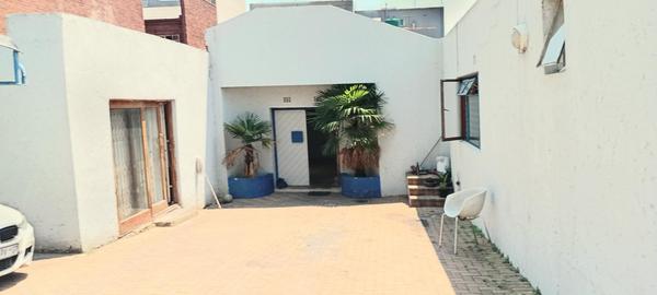 House For Sale in Orange Grove, Johannesburg